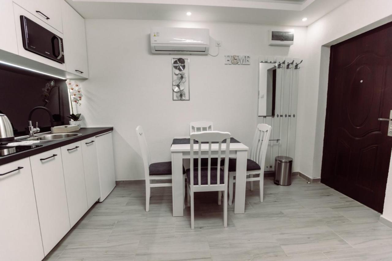 Aria Apartment Cetinje Bagian luar foto