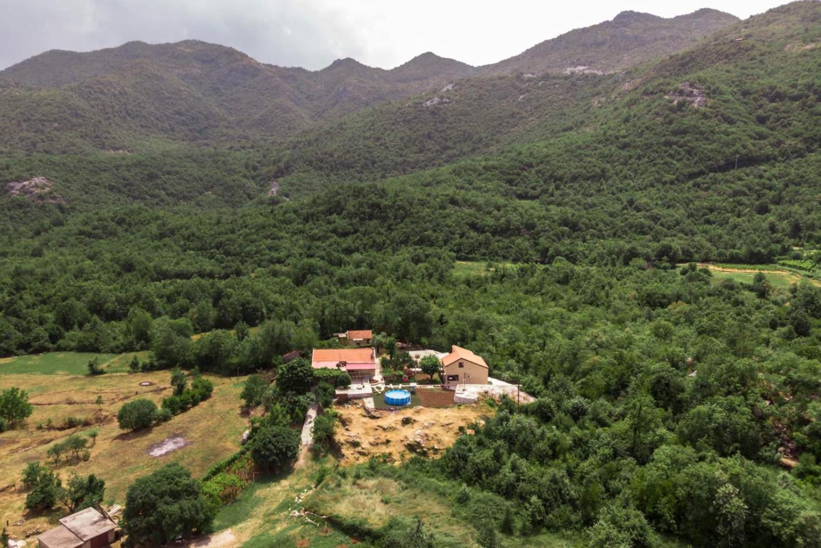 Aria Apartment Cetinje Bagian luar foto