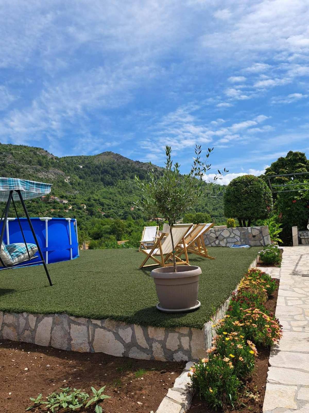 Aria Apartment Cetinje Bagian luar foto